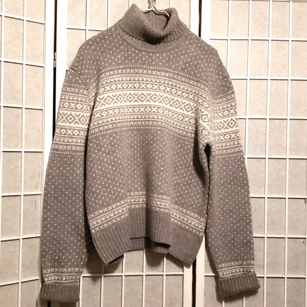 H&M L.O.G.G. TURTLENECK SWEATER SZ L